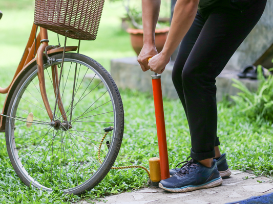 Fahrrad aufpumpen: Hilfreiche Anleitung & Infos